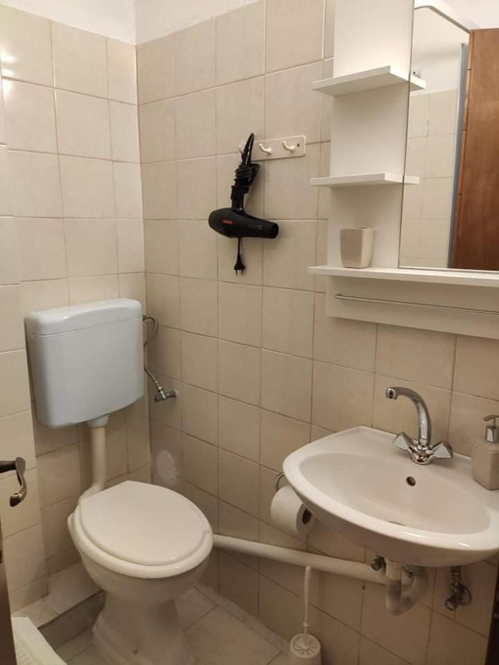 Sivota Rooms Athanasiou Bilik gambar
